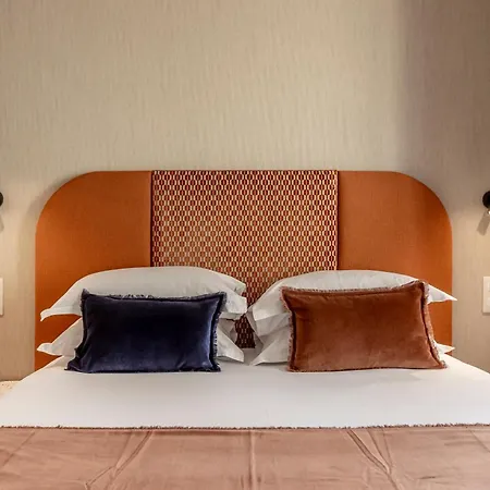 Fl By Sweett Hotel 4*