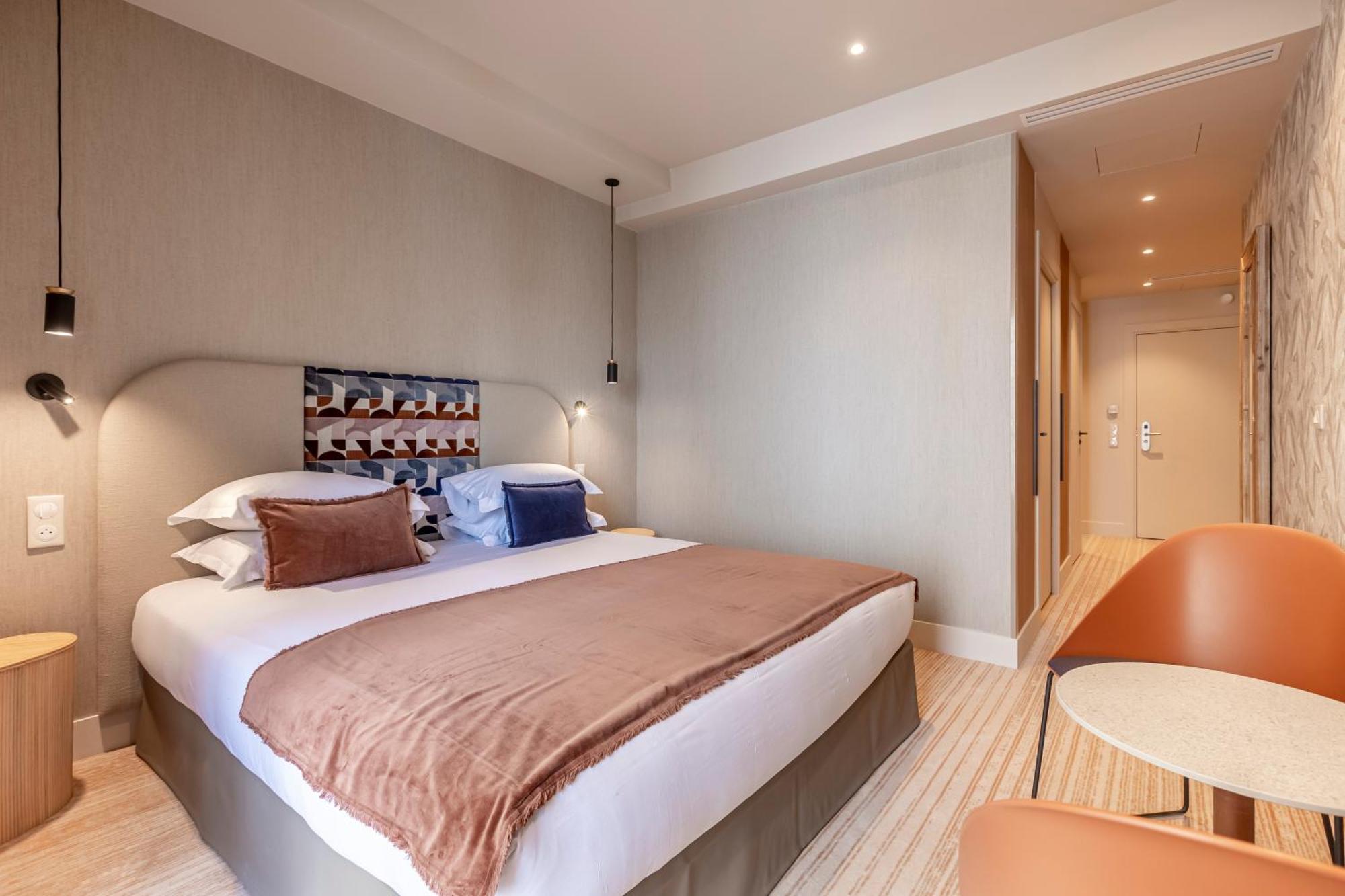 Fl By Sweett Hotel 4*