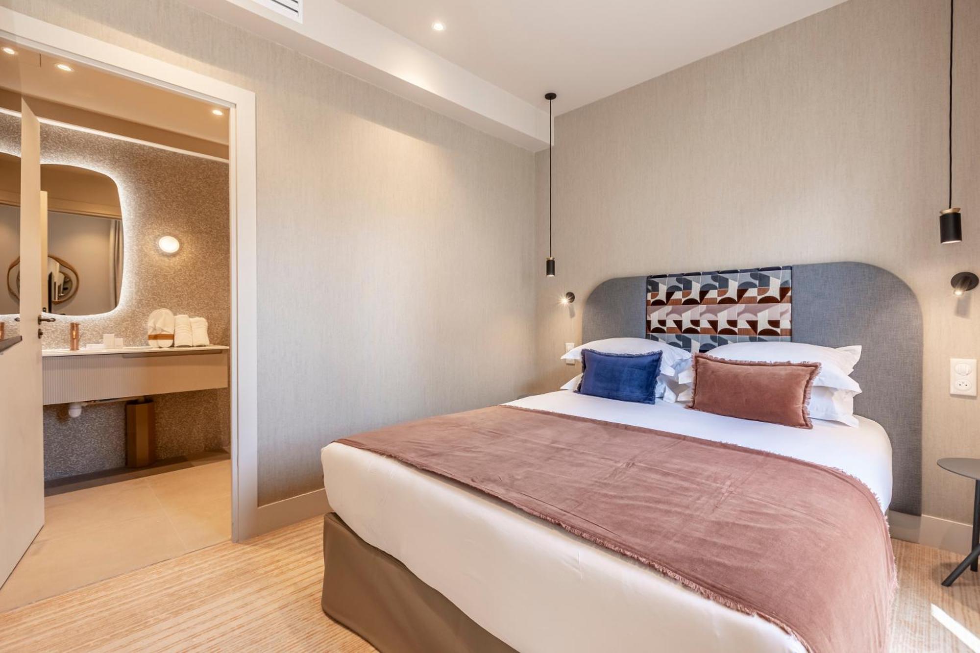 Fl By Sweett Hotel Paris