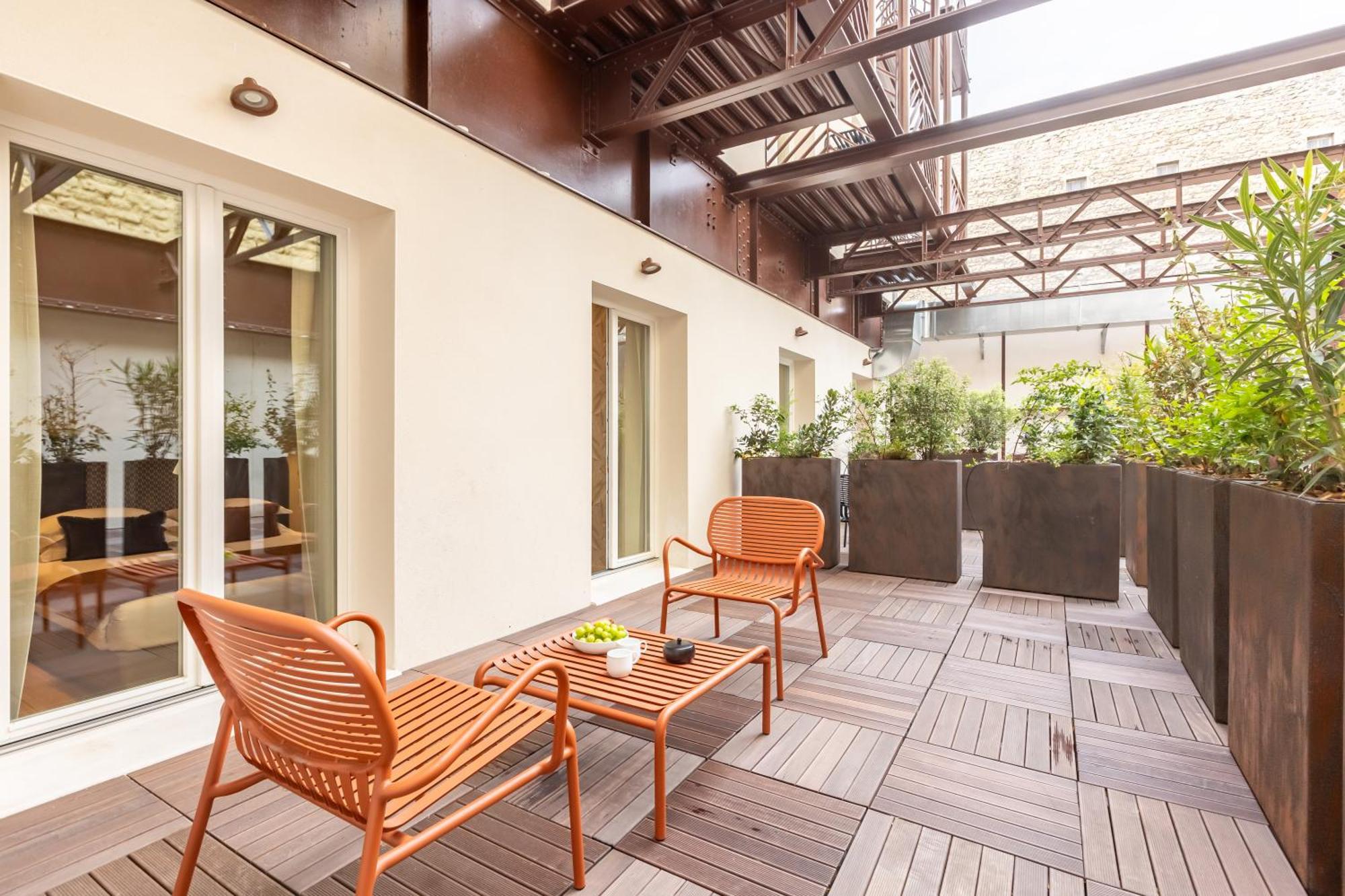 Fl By Sweett Hotel 4*